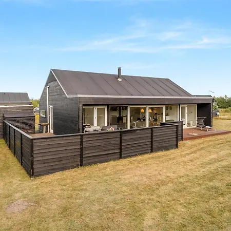Tuva - 3-5km From The Sea By Interhome